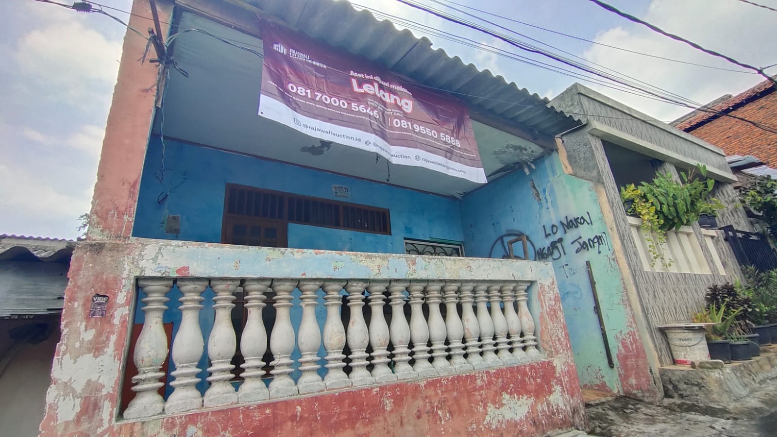 AGUNAN LELANG RUMAH TINGGAL