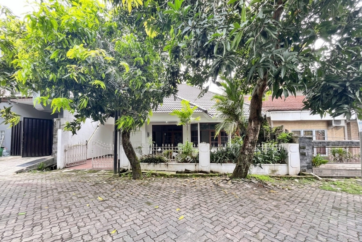 AGUNAN LELANG RUMAH TINGGAL