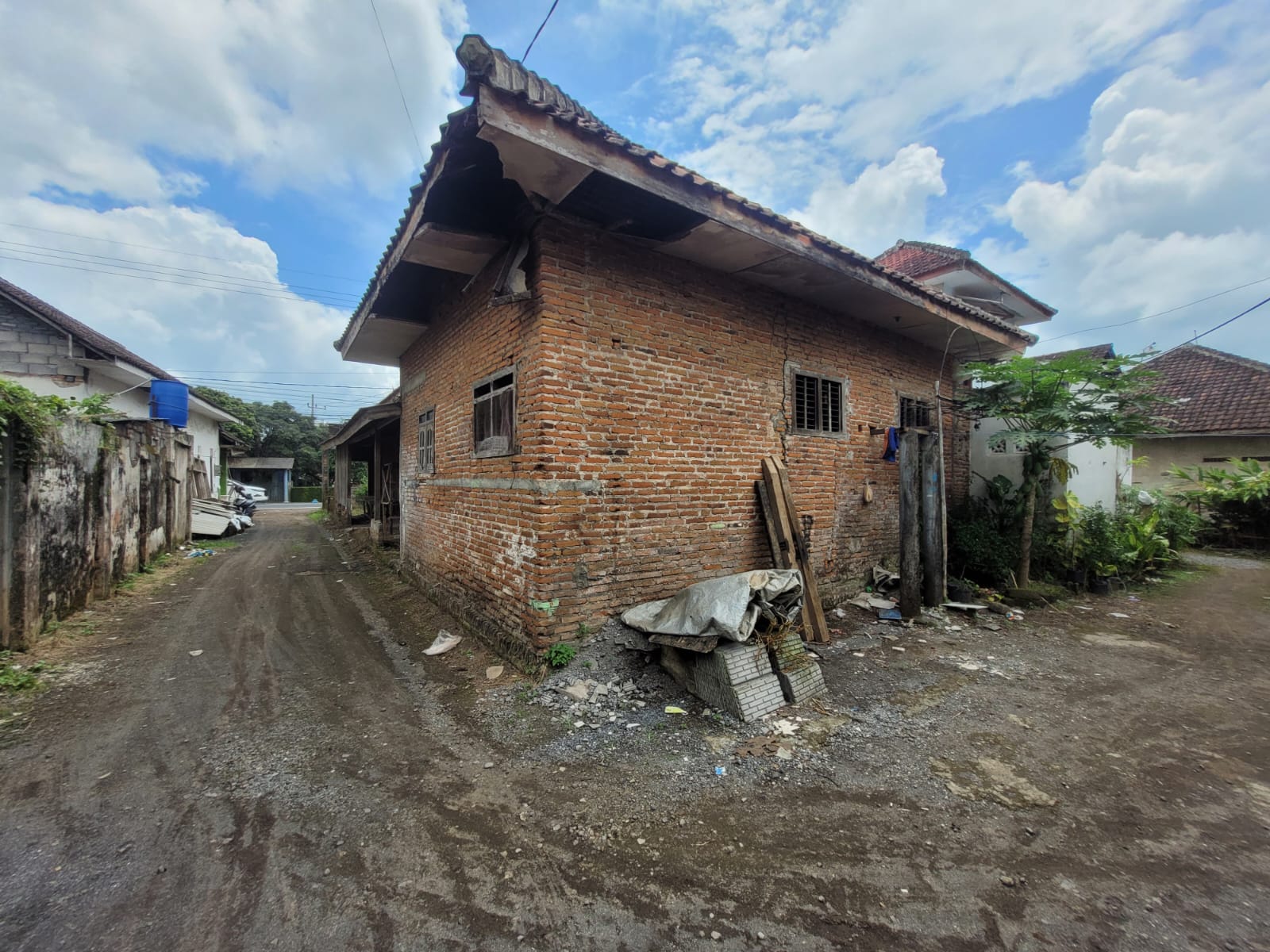SEGERA LELANG RUMAH TINGGAL - Thumbnail 3