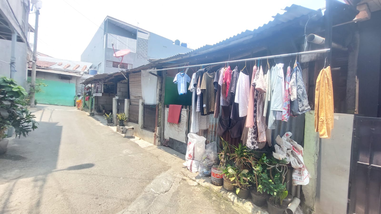 AGUNAN LELANG RUMAH KONTRAKAN 5 PINTU - Thumbnail 2