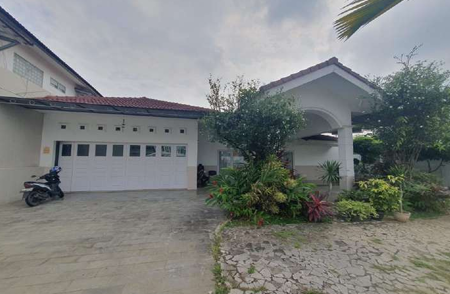 SEGERA LELANG RUMAH MEWAH DUA LANTAI - Thumbnail 4