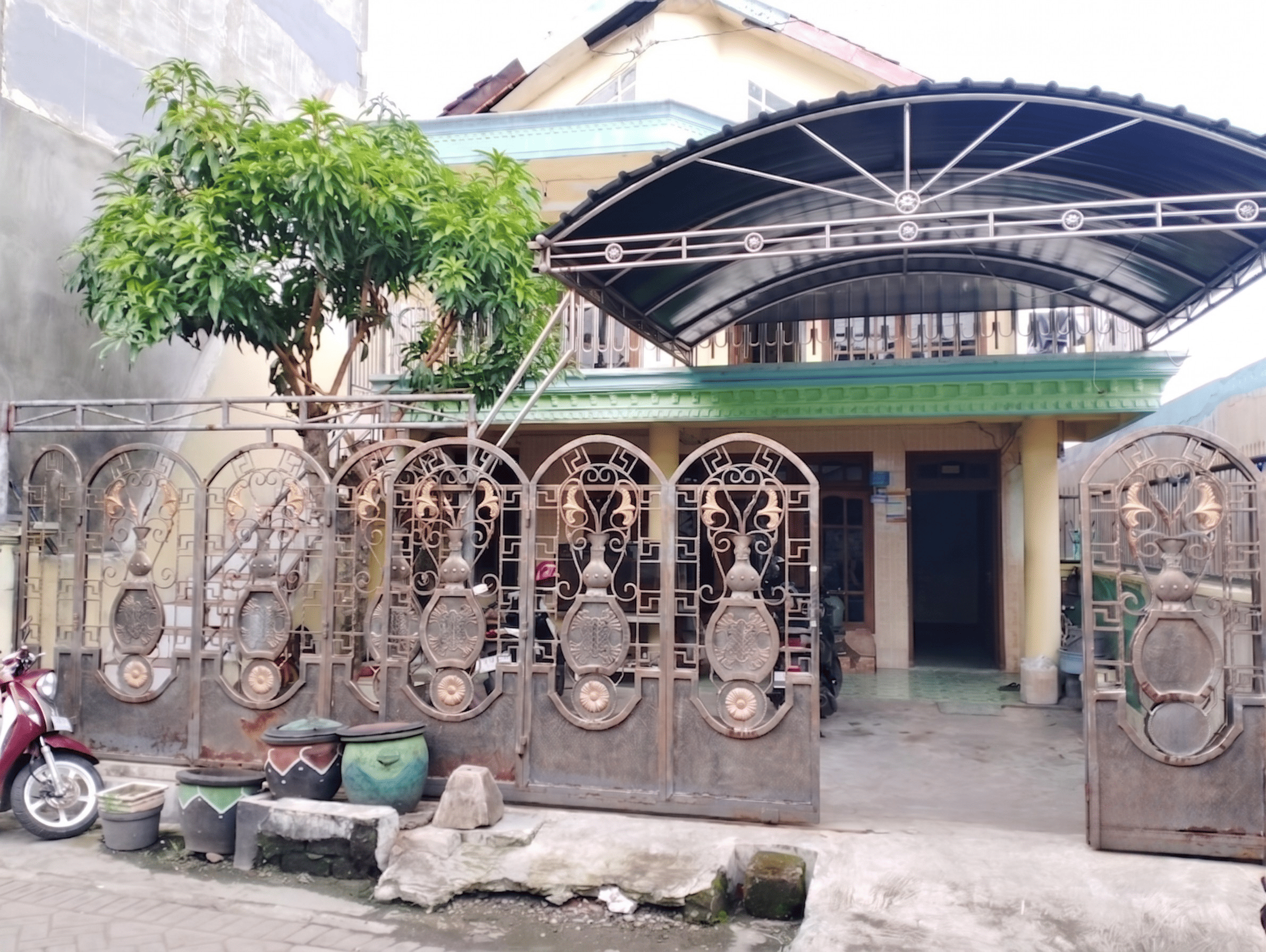AGUNAN LELANG RUMAH 2 LANTAI