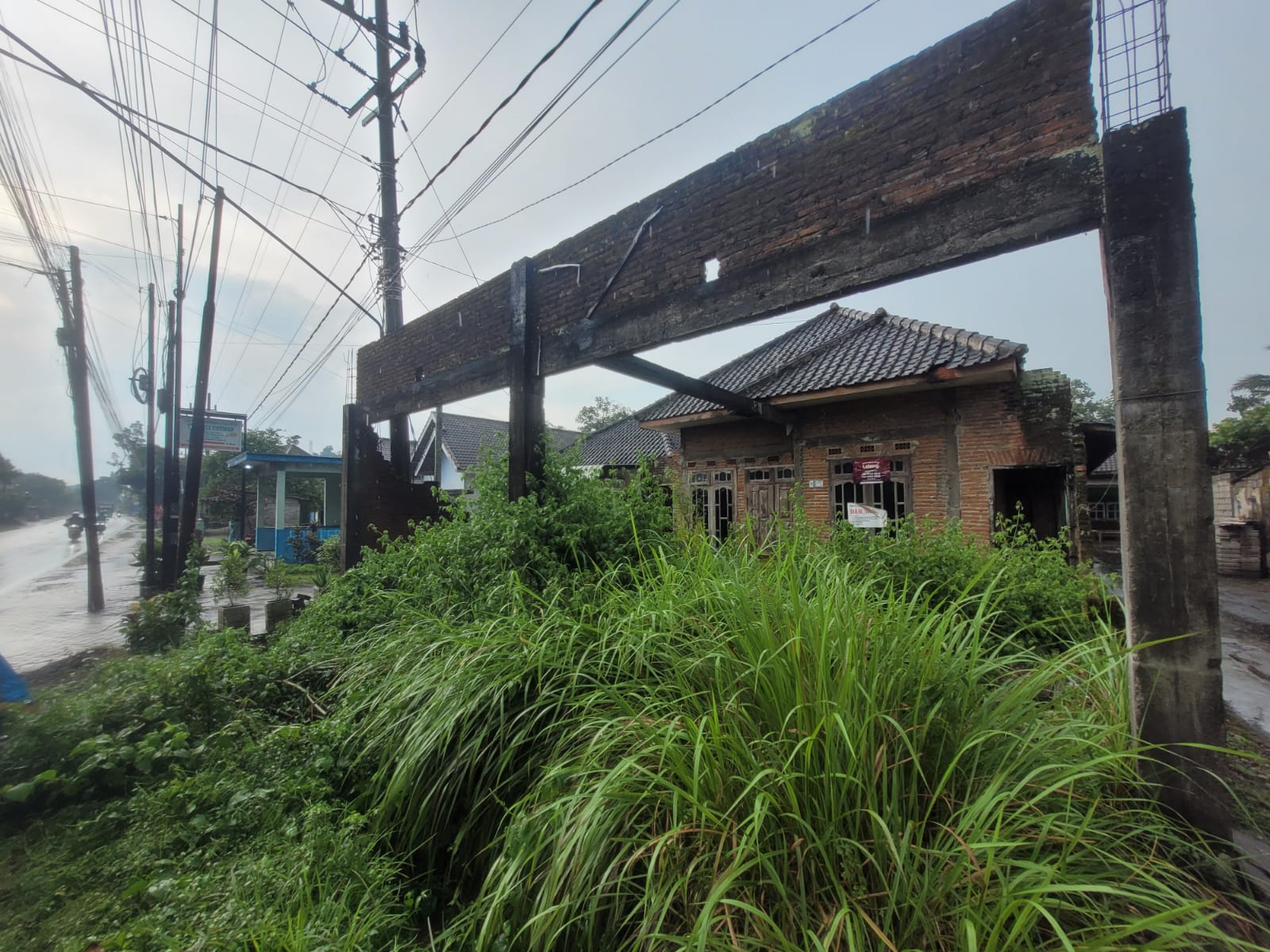 SEGERA LELANG RUMAH TINGGAL - Thumbnail 4
