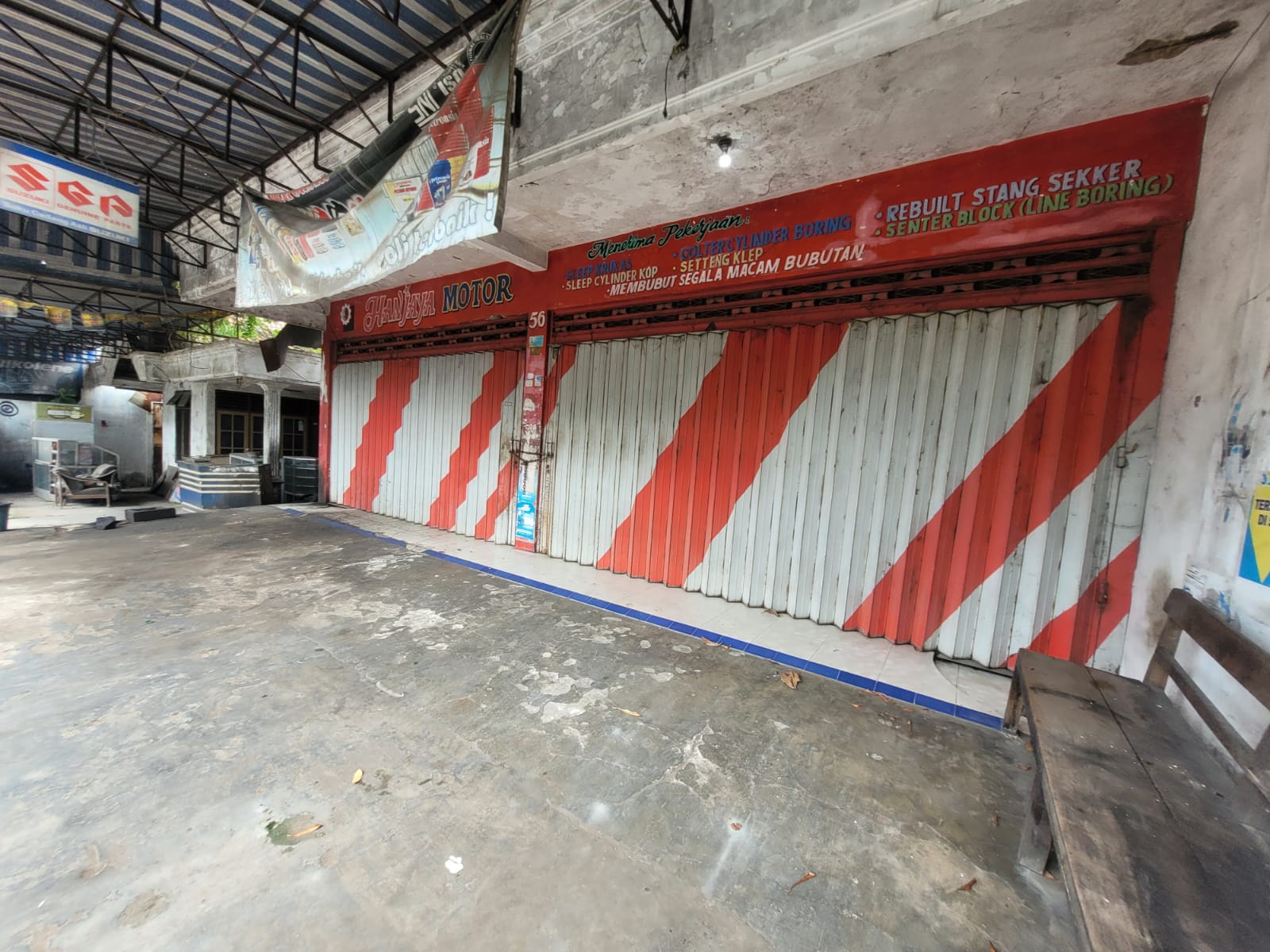 AGUNAN LELANG BENGKEL