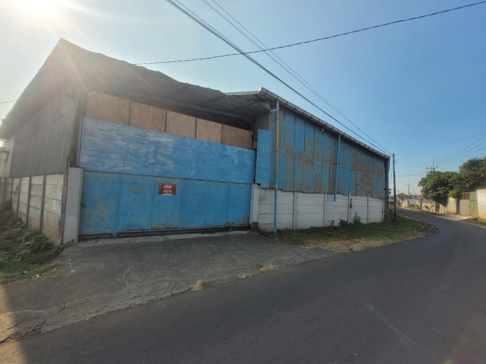 SEGERA LELANG GUDANG & KANTOR LUAS