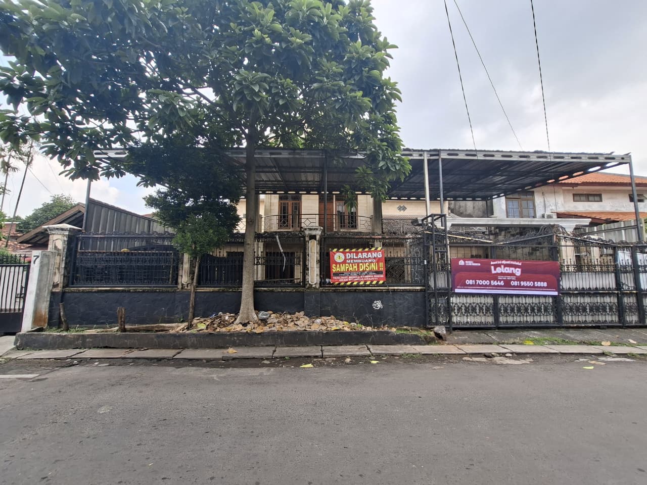 AGUNAN LELANG RUMAH TINGGAL